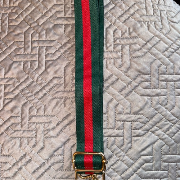 Stylish Bag Strap Collection with Heart and Bee Designs, Various - Picture 5 of 7